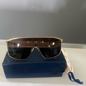 Louis Vuitton Gold Mask Sunglasses